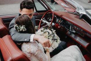 Journey to Joy: A Comprehensive Guide to Choosing Your Wedding Transport