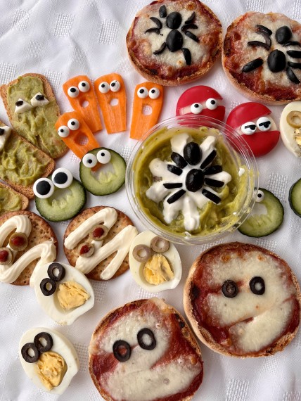 10 Easy Halloween Party Food Ideas to Haunt Your Guests